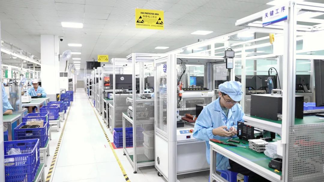 丰泽 从“制造”到“智造”——“倍增行动”驱动通讯产品技术开发与工业经济提质增效